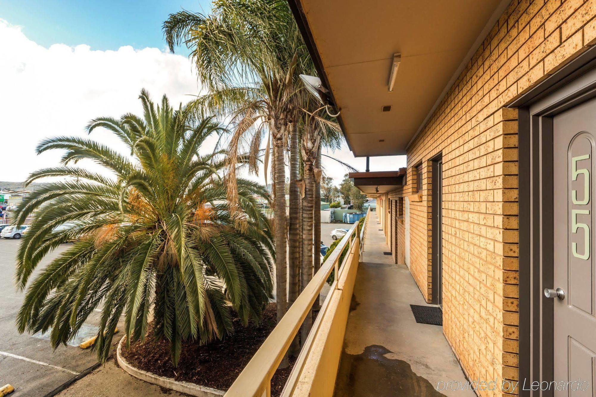 Boomerang Hotel Lavington Dış mekan fotoğraf