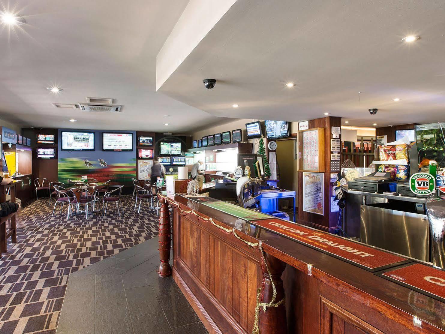Boomerang Hotel Lavington Dış mekan fotoğraf
